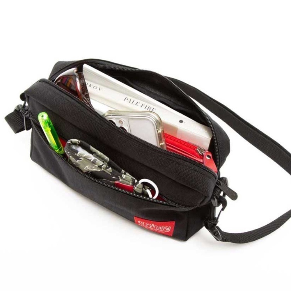 NEW MANHATTAN PORTAGE BLACK JOGGER L BAG - Picture 2 of 6